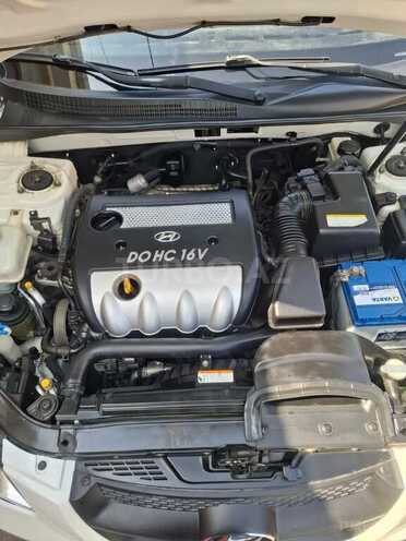 Hyundai Sonata-6