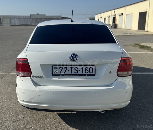 Volkswagen Polo-7