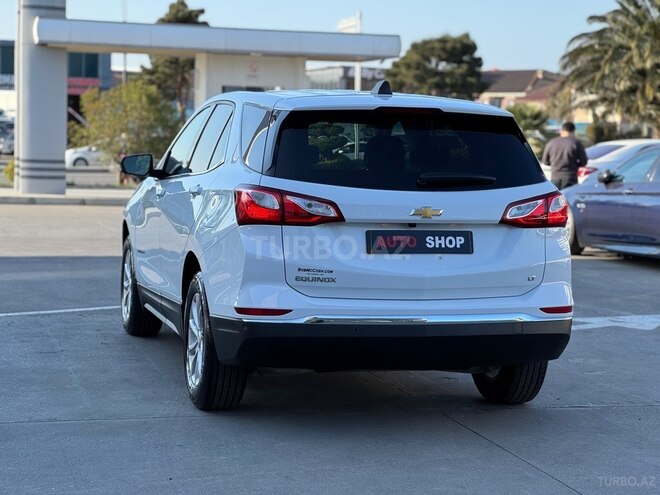 Chevrolet Equinox-7