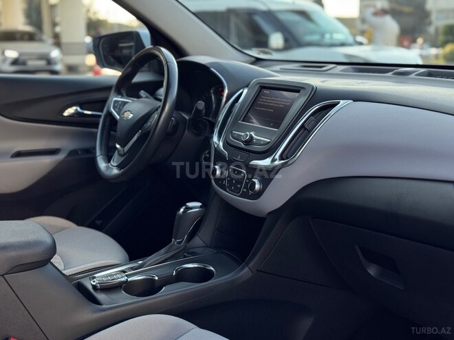 Chevrolet Equinox-21