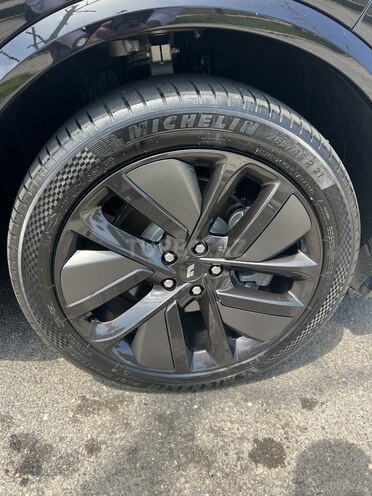 Li Auto L9-2