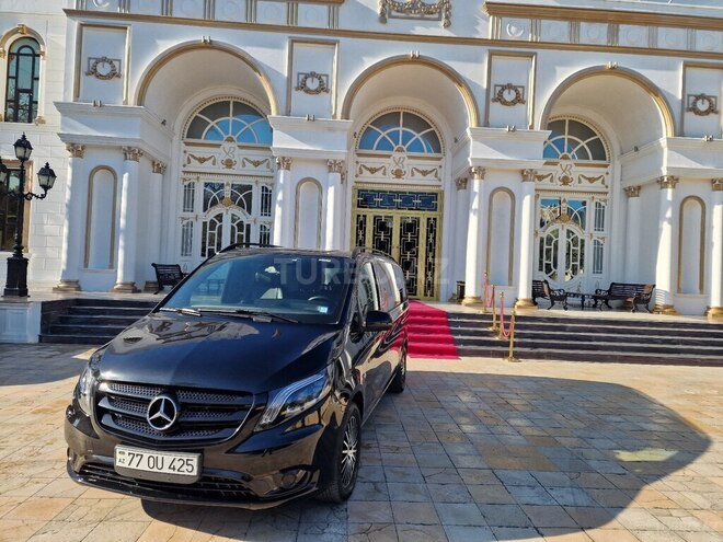 Mercedes Metris-15