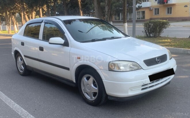 Opel Astra-1