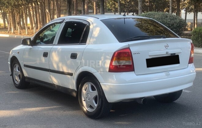 Opel Astra-4