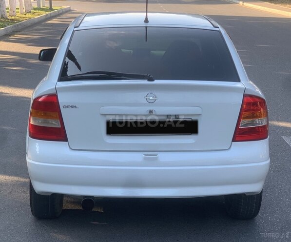 Opel Astra-3