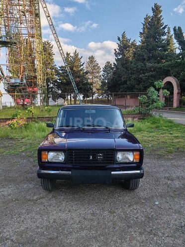 LADA (VAZ) 2107-1