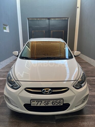 Hyundai Accent-1