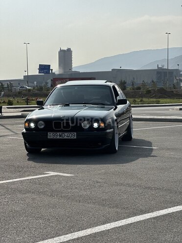 BMW 520-1