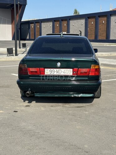 BMW 520-2