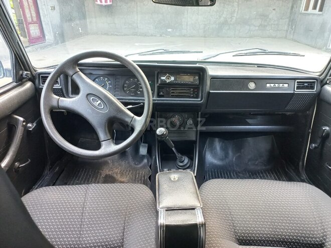 LADA (VAZ) 2107-4