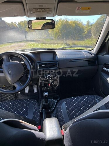LADA (VAZ) Priora-5