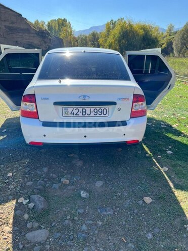 LADA (VAZ) Priora-10