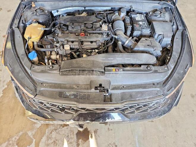 Kia K5-11