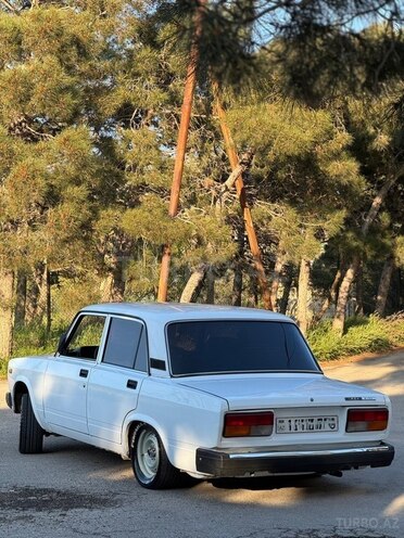 LADA (VAZ) 2107-4