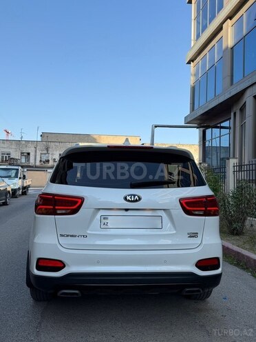 Kia Sorento-2