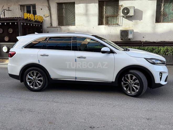 Kia Sorento-10