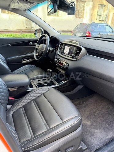 Kia Sorento-18