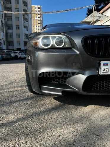 BMW 528-2