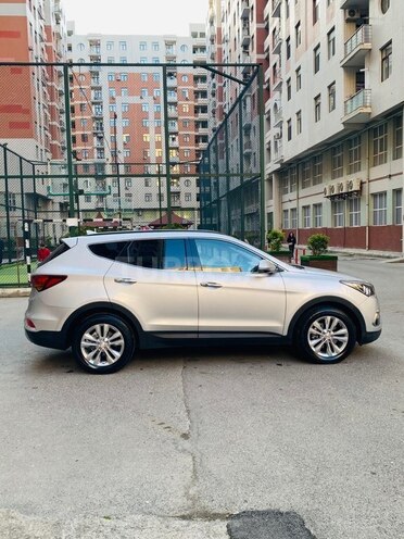Hyundai Santa Fe-3