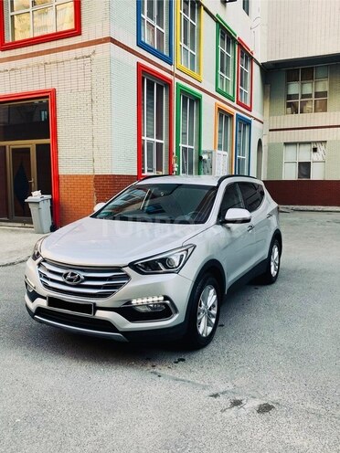 Hyundai Santa Fe-1