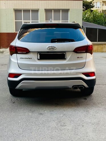Hyundai Santa Fe-7
