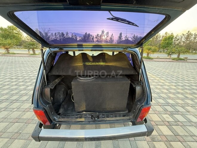 LADA (VAZ) Niva-2