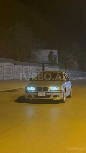 BMW 320-11