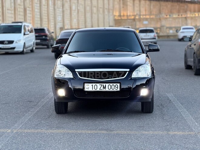 LADA (VAZ) Priora-1