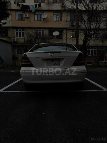 Mercedes C 240-13