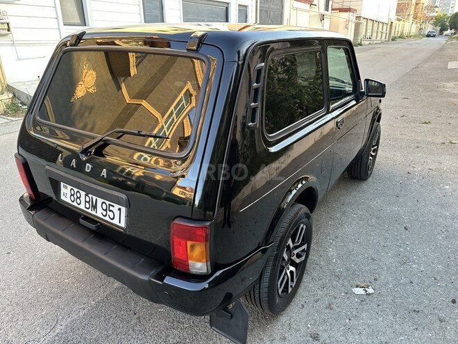 LADA (VAZ) Niva-8