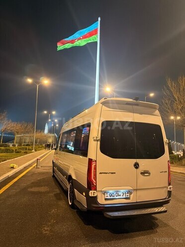 Mercedes Sprinter 516-8
