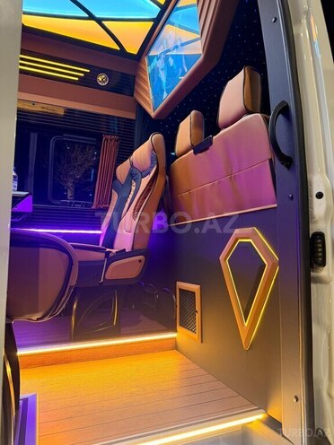 Mercedes Sprinter 516-18