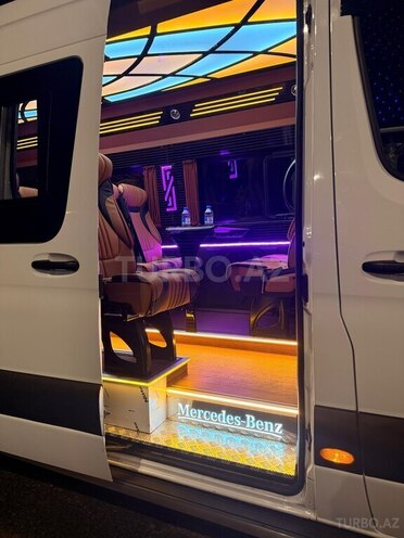Mercedes Sprinter 516-16