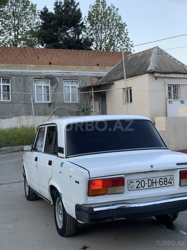LADA (VAZ) 2107-2