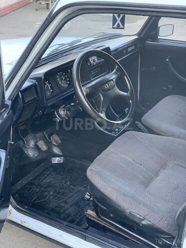 LADA (VAZ) 2107-5