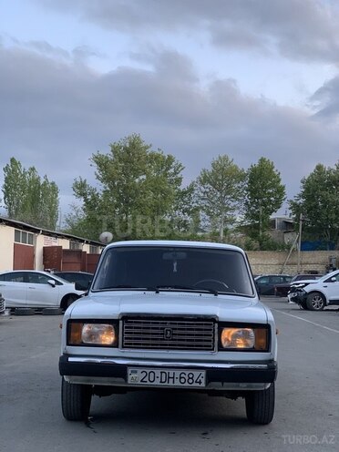 LADA (VAZ) 2107-1