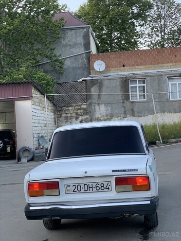 LADA (VAZ) 2107-4