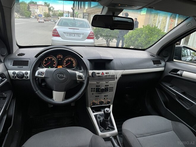 Opel Astra-18