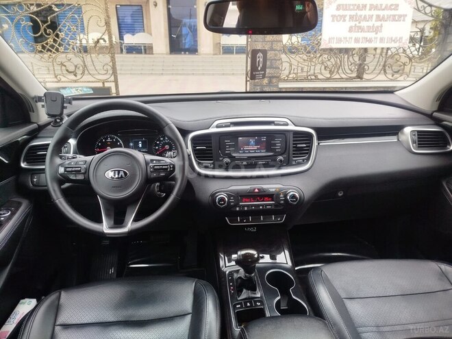 Kia Sorento-2