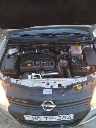 Opel Astra-7