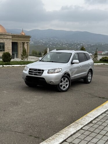 Hyundai Santa Fe-1