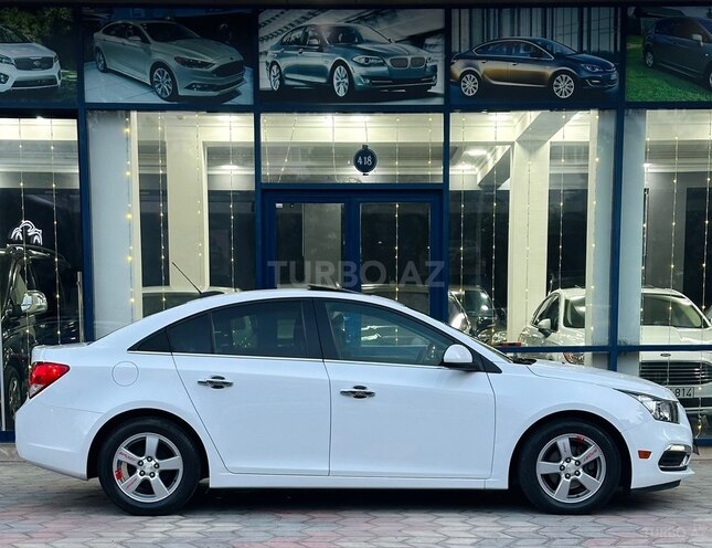 Chevrolet Cruze-10