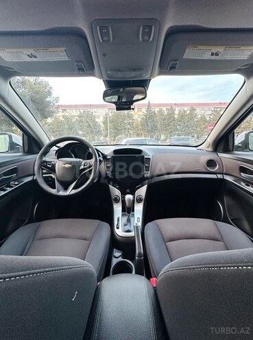Chevrolet Cruze-9