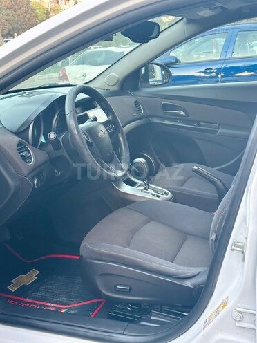 Chevrolet Cruze-6