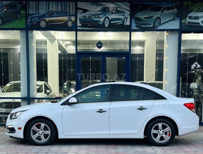 Chevrolet Cruze-11