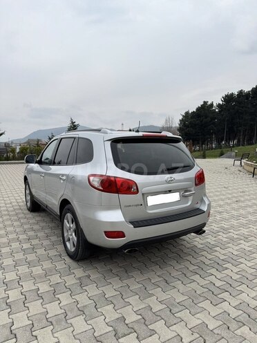 Hyundai Santa Fe-8