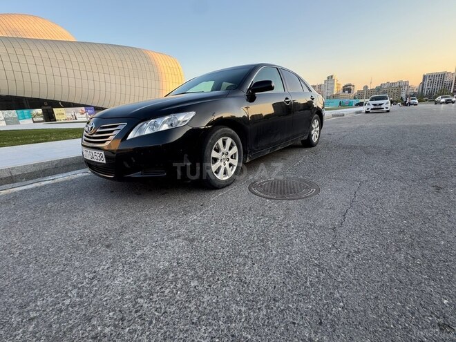 Toyota Camry-7
