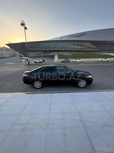 Toyota Camry-3