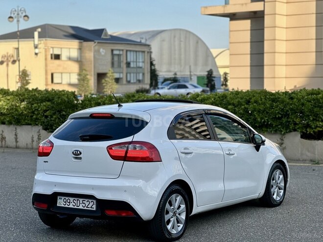 Kia Rio-13