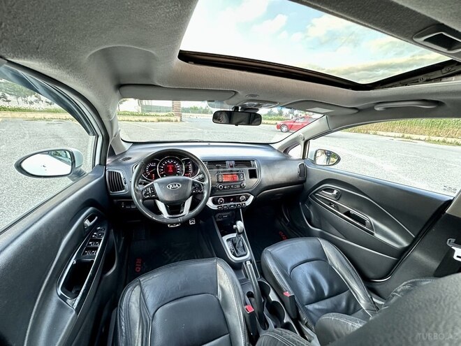 Kia Rio-16